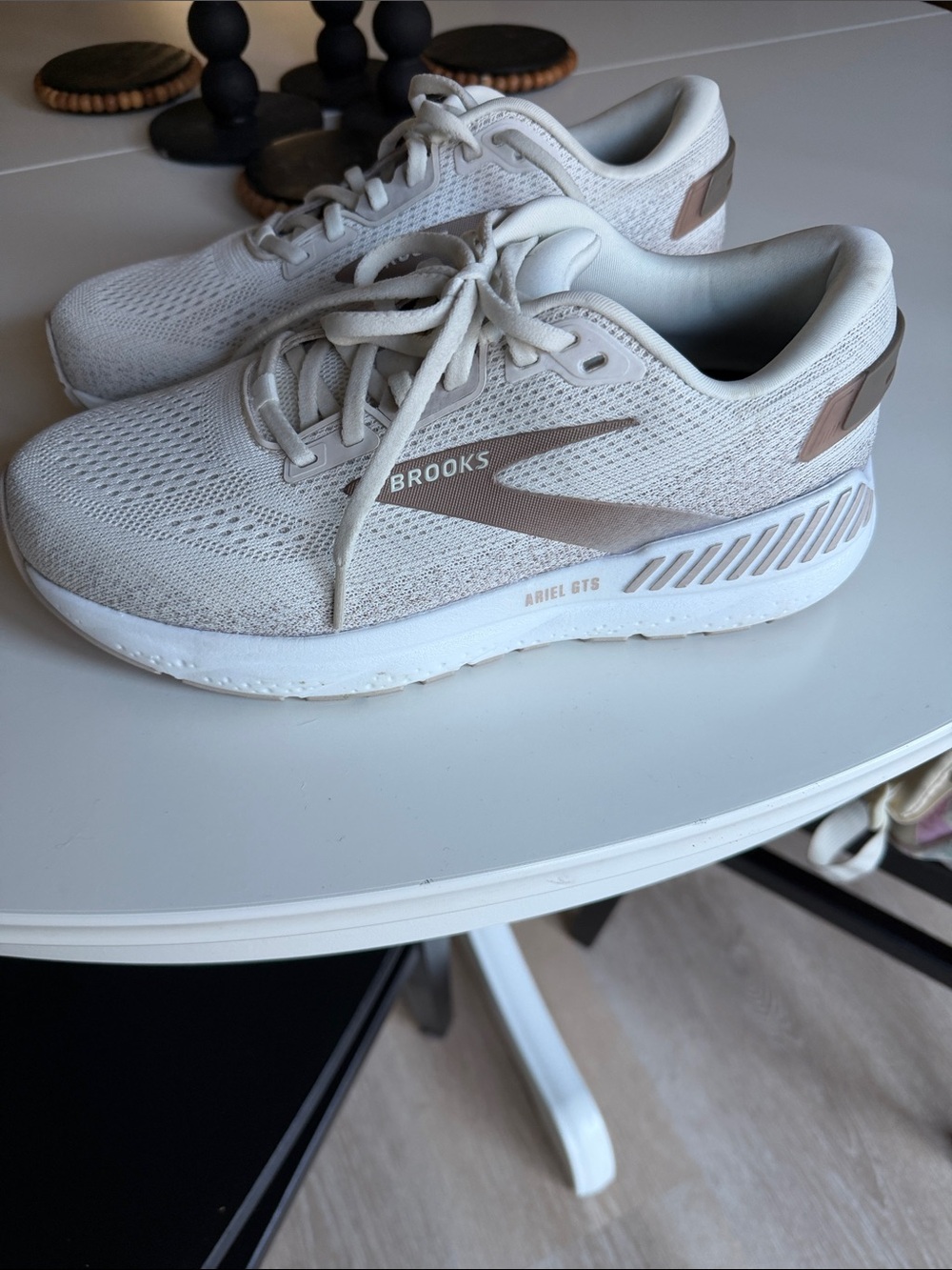 Brooks Women’s Ariel GTS Running Shoes — Light Taupe